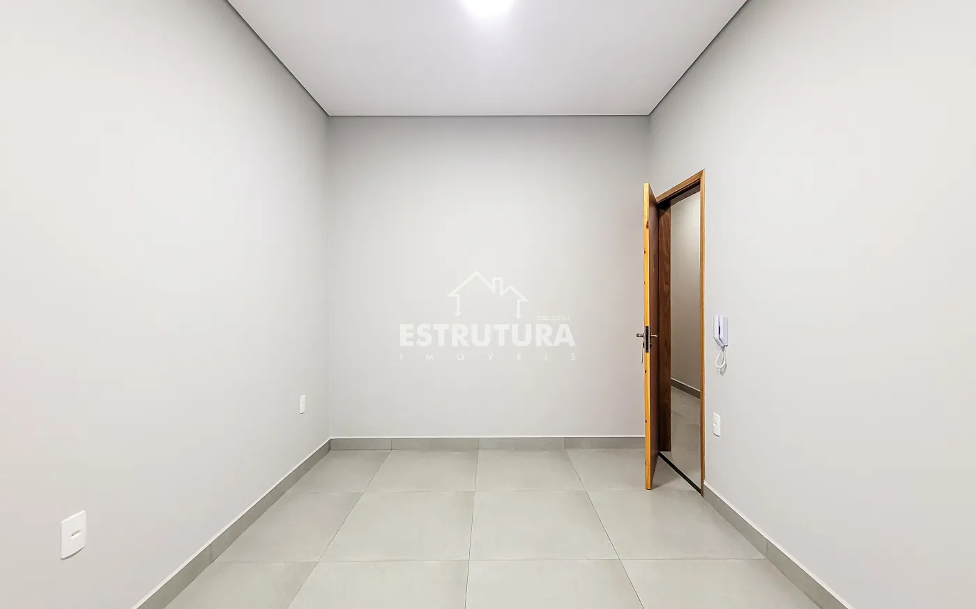 Alugar Comercial / Sala Comercial em Rio Claro R$ 700,00 - Foto 3