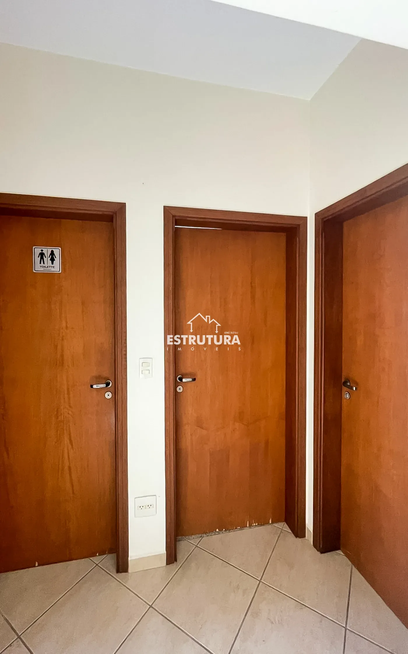 Alugar Comercial / Sala em Rio Claro R$ 600,00 - Foto 1