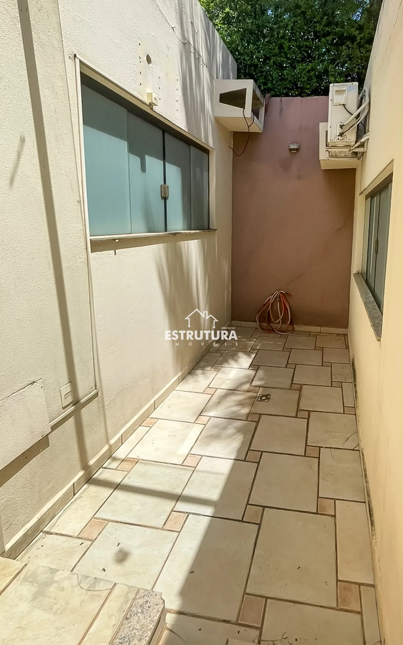 Alugar Comercial / Sala em Rio Claro R$ 600,00 - Foto 4
