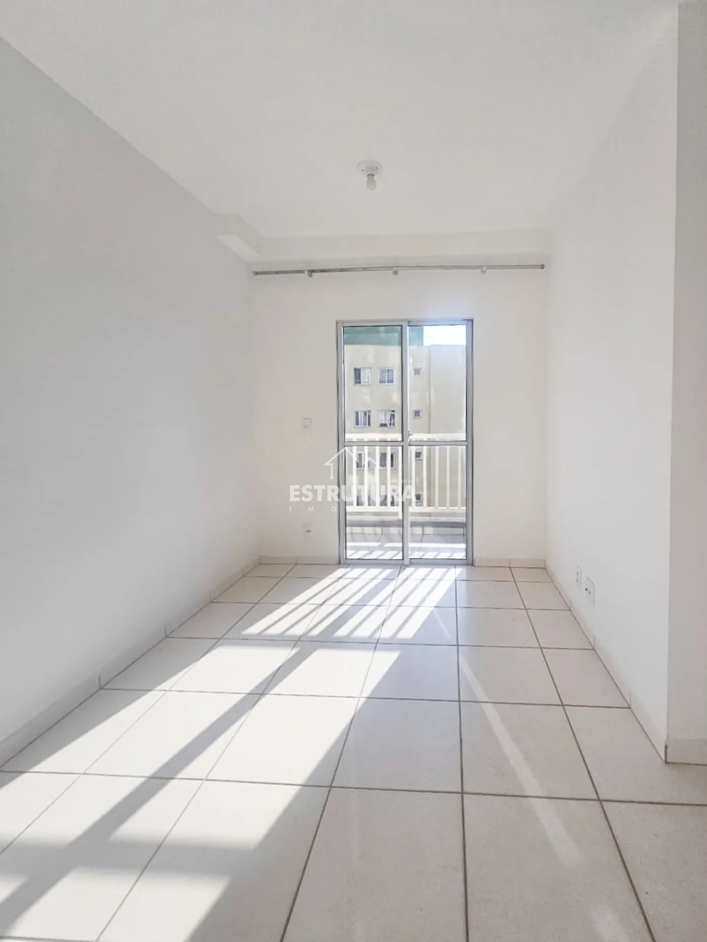 Alugar Apartamento / Padr&atilde;o em Rio Claro R$ 1.200,00 - Foto 1