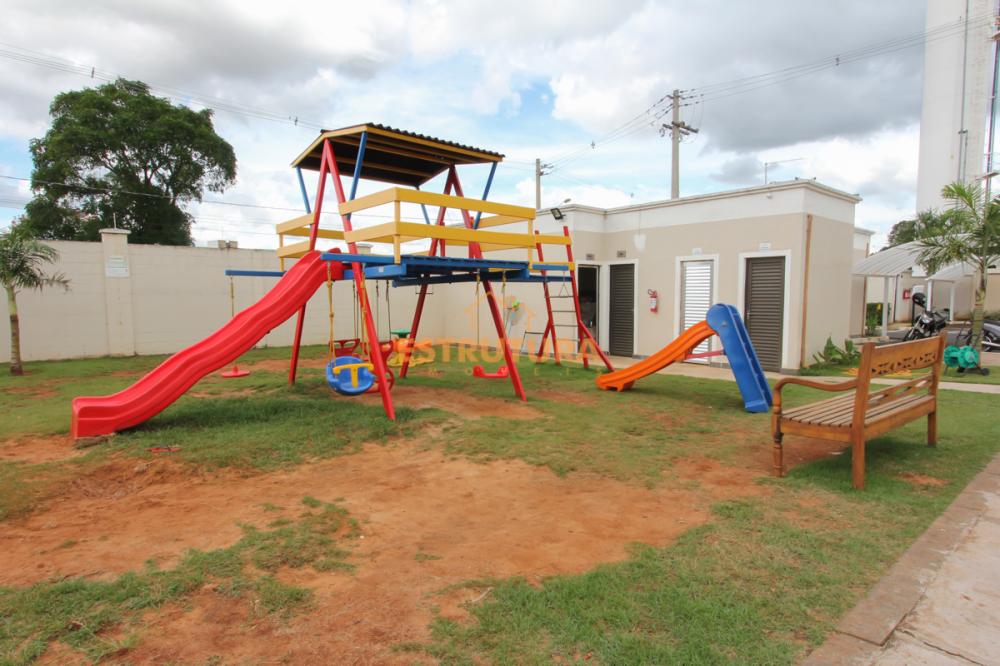 Alugar Apartamento / Padr&atilde;o em Rio Claro R$ 800,00 - Foto 16