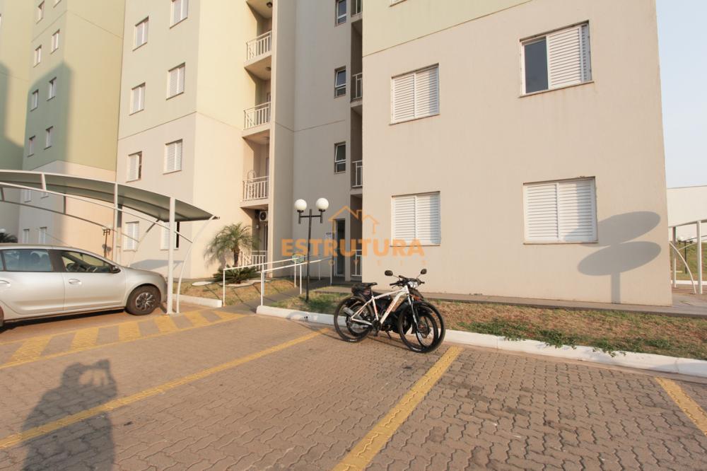 Alugar Apartamento / Padr&atilde;o em Rio Claro R$ 1.300,00 - Foto 16