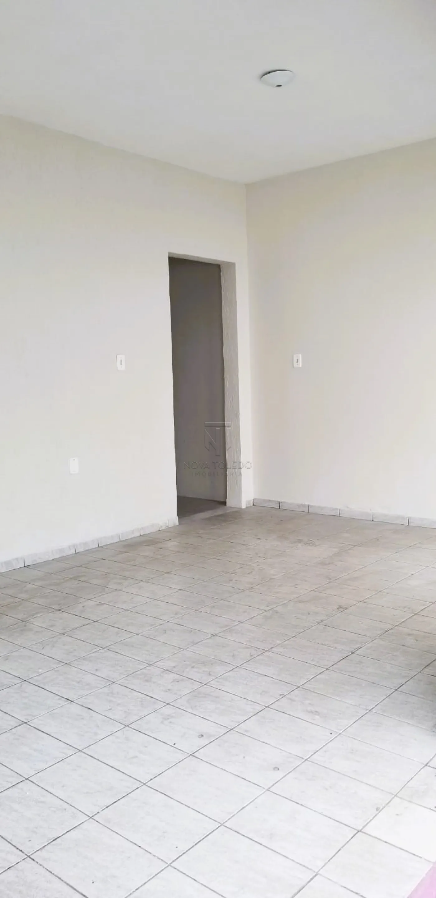 Alugar Comercial / Ponto Comercial em S&atilde;o Jos&eacute; dos Campos R$ 2.500,00 - Foto 5