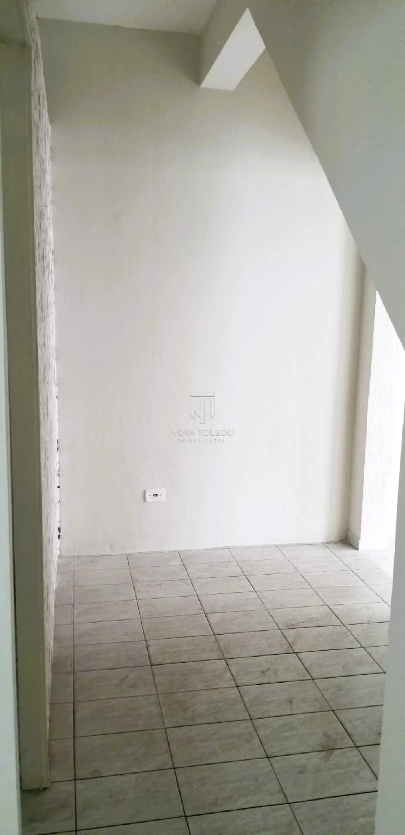 Alugar Comercial / Ponto Comercial em S&atilde;o Jos&eacute; dos Campos R$ 2.500,00 - Foto 10