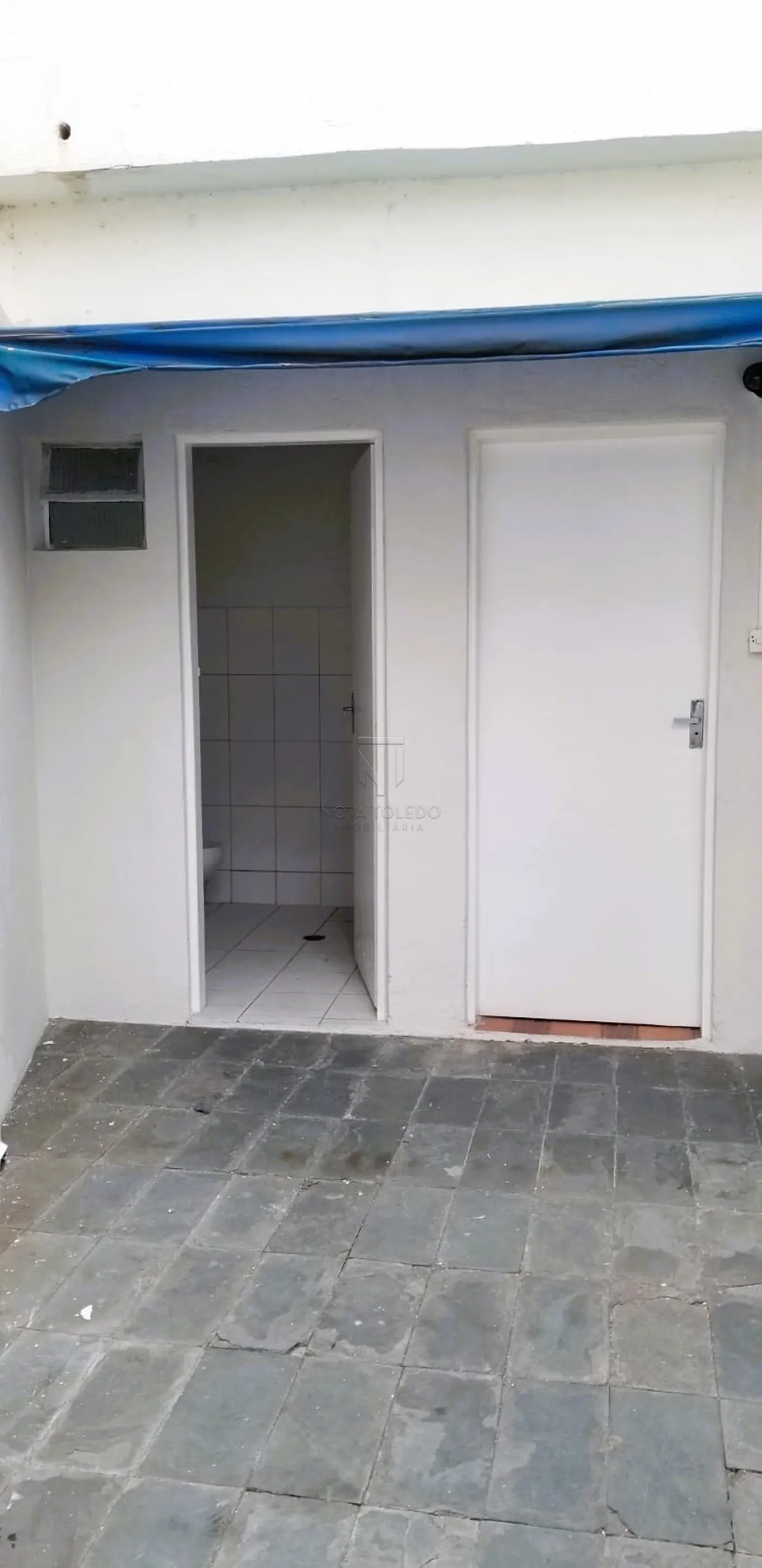 Alugar Comercial / Ponto Comercial em S&atilde;o Jos&eacute; dos Campos R$ 2.500,00 - Foto 11