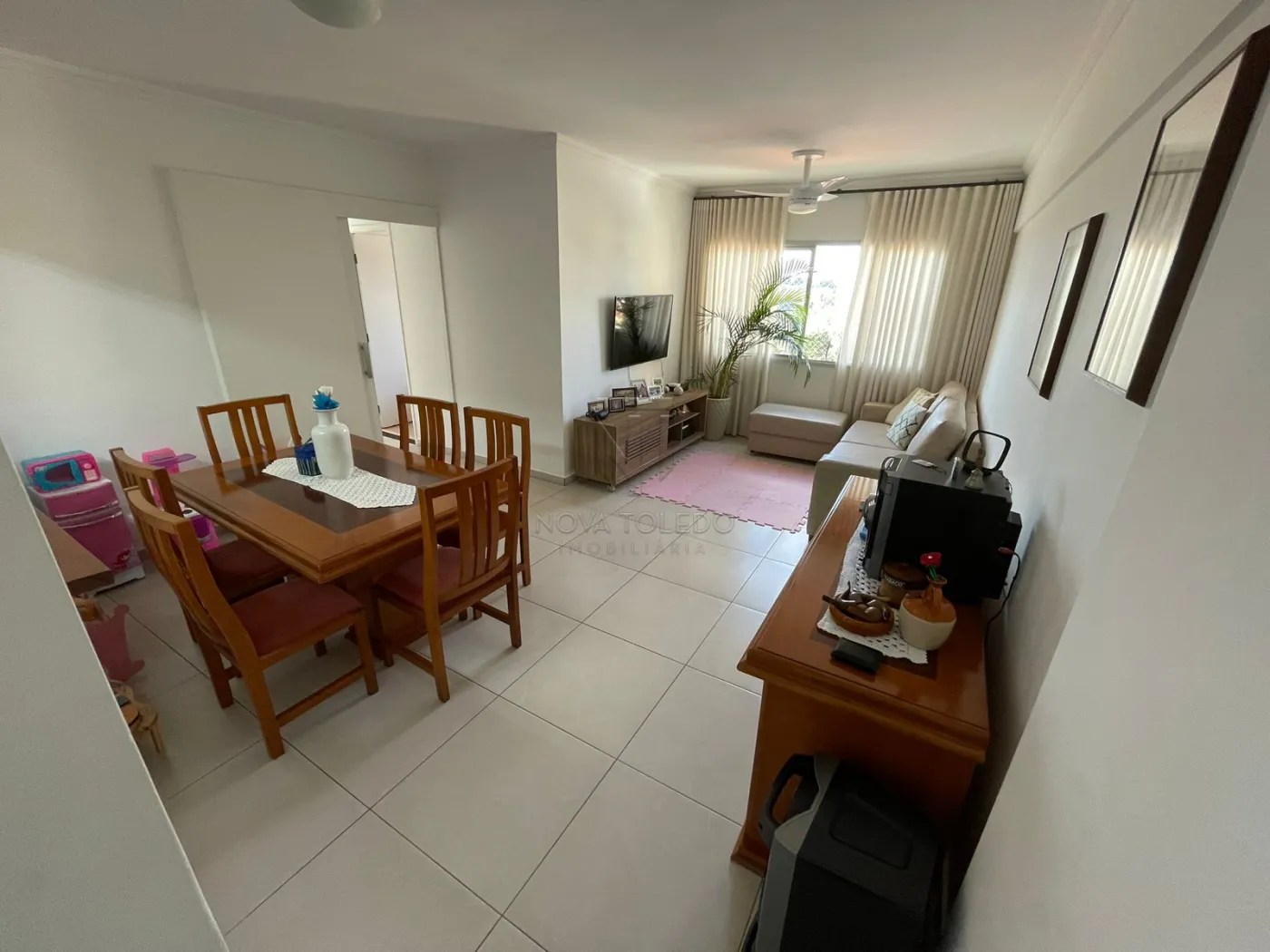 Comprar Apartamento / Padr&atilde;o em S&atilde;o Jos&eacute; dos Campos R$ 460.000,00 - Foto 2