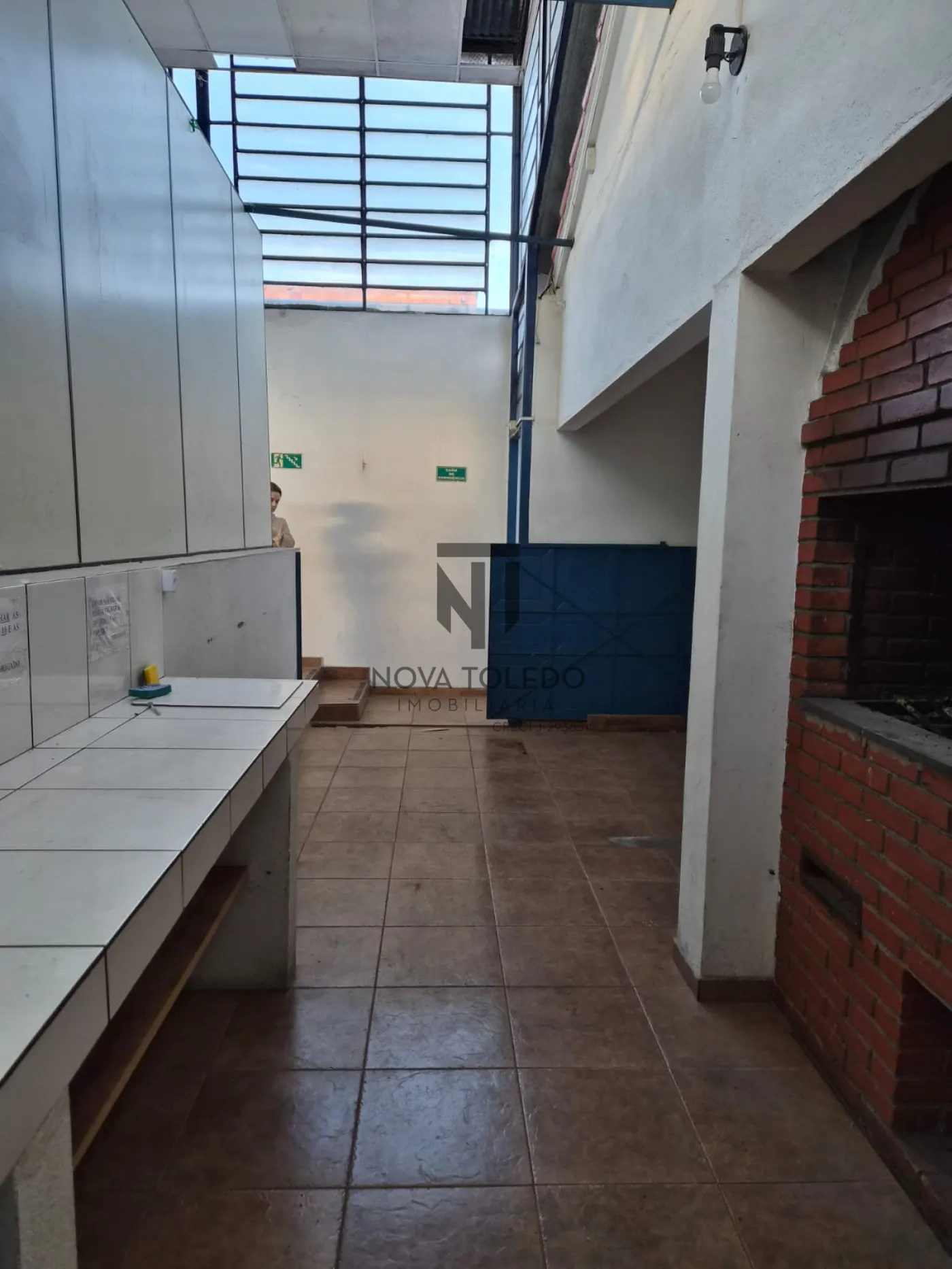 Alugar Comercial / Galp&atilde;o em S&atilde;o Jos&eacute; dos Campos R$ 15.000,00 - Foto 8