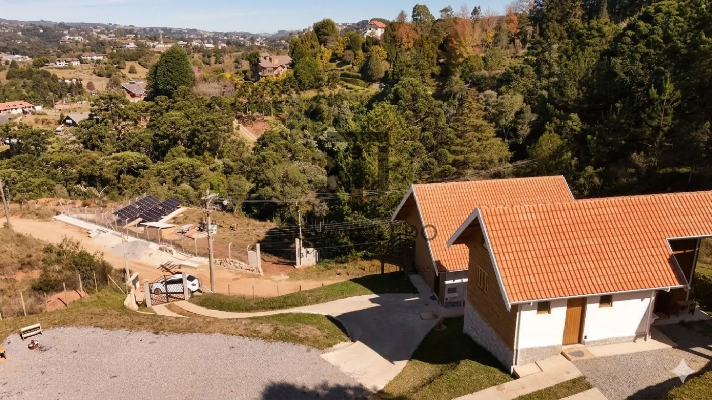 Comprar Casa / Padr&atilde;o em Campos do Jord&atilde;o R$ 1.100.000,00 - Foto 4