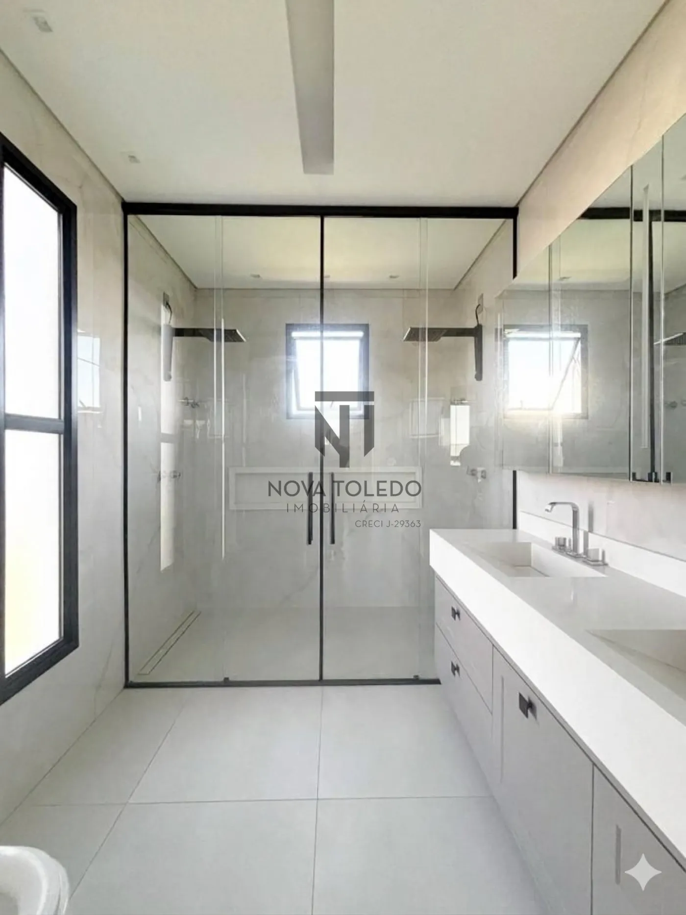 Alugar Casa / Condom&iacute;nio em Taubat&eacute; R$ 11.000,00 - Foto 11