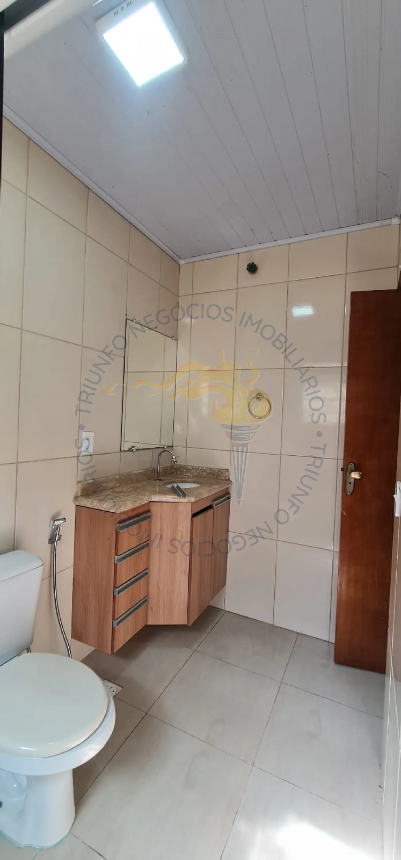 Alugar Casas / T&eacute;rrea em Po&aacute; R$ 2.300,00 - Foto 18