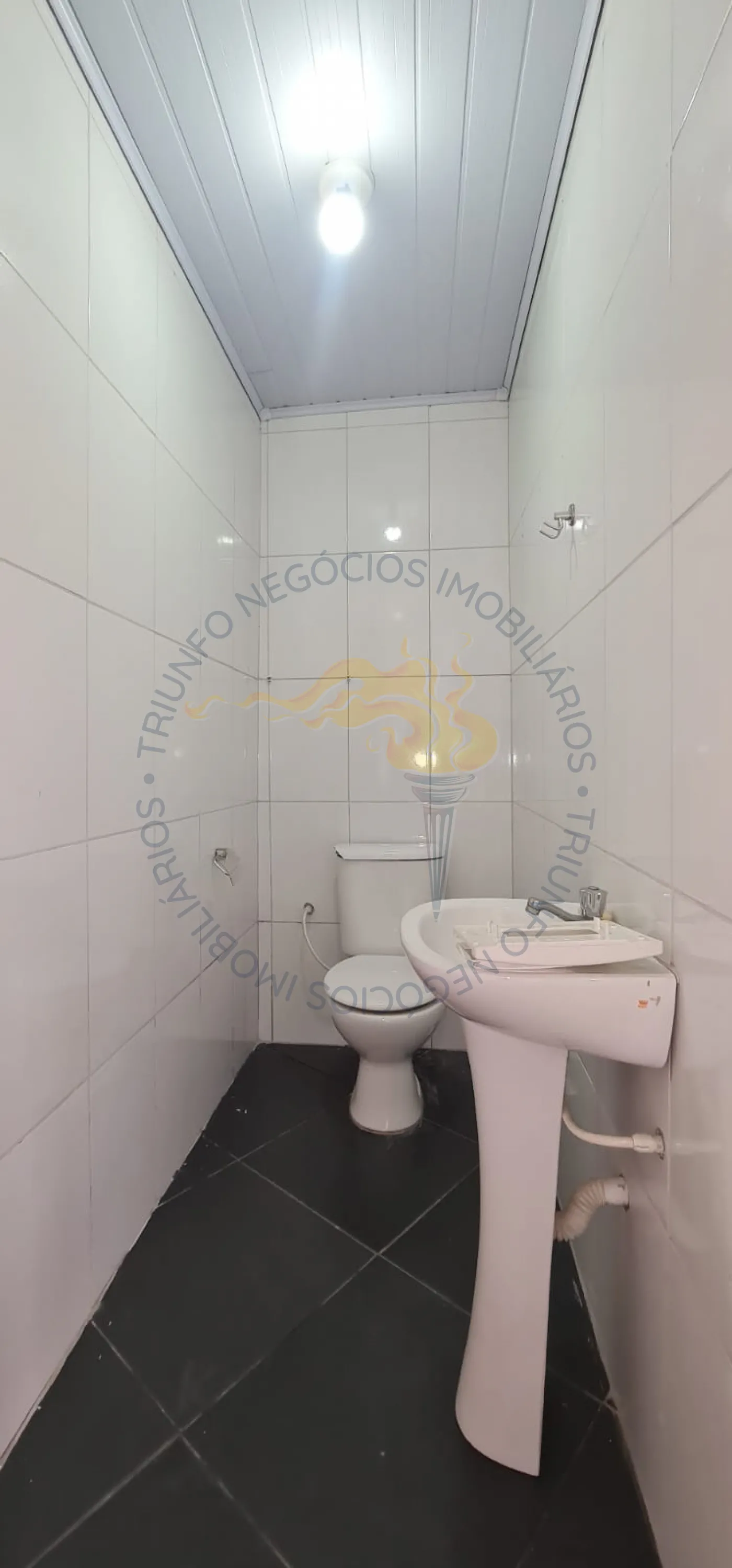 Alugar Casas / T&eacute;rrea em Po&aacute; R$ 2.300,00 - Foto 11