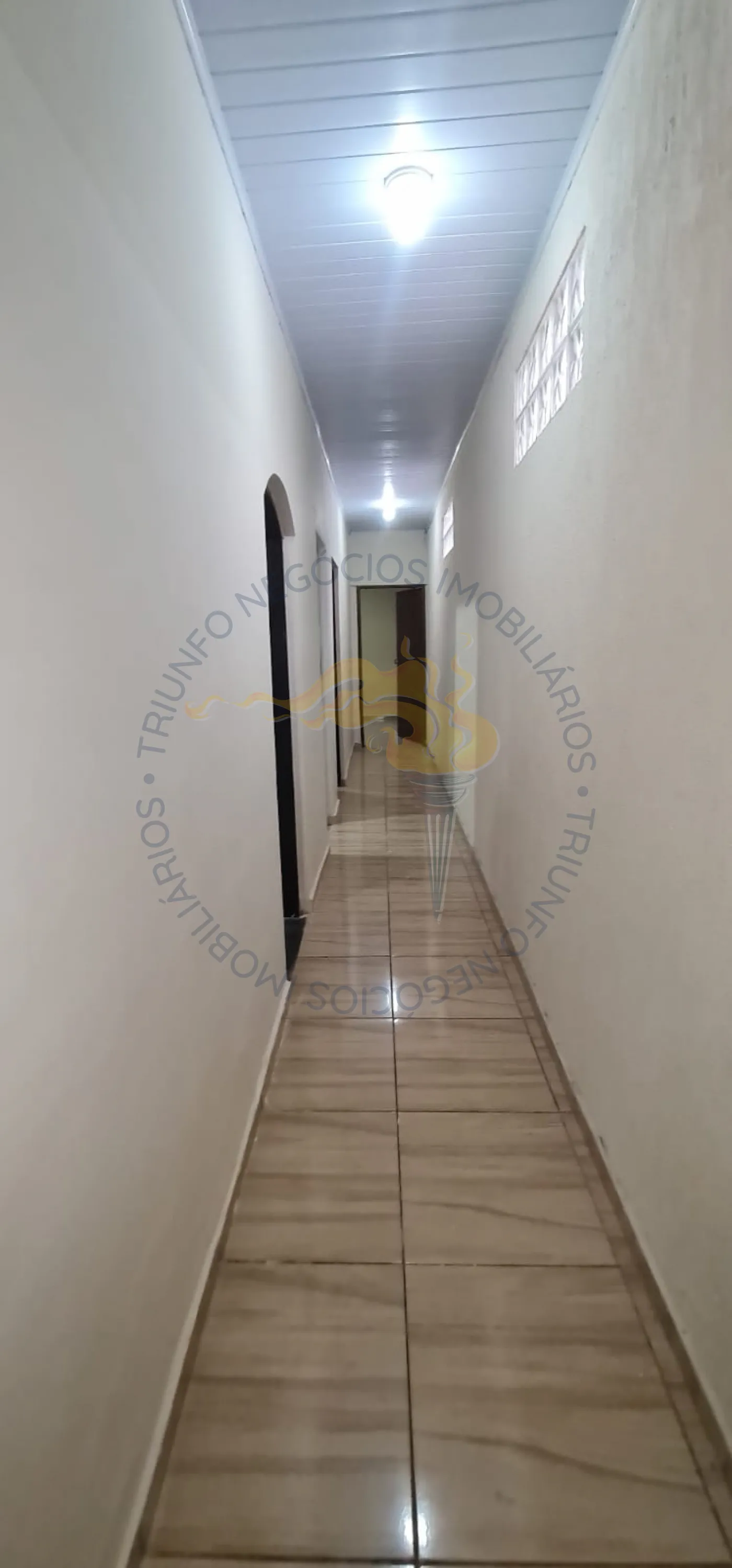Alugar Casas / T&eacute;rrea em Po&aacute; R$ 2.300,00 - Foto 5