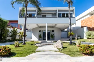 Campinas Loteamento Alphaville Campinas Casa Venda R$2.650.000,00 Condominio R$900,00 5 Dormitorios 4 Vagas Area do terreno 584.00m2 Area construida 464.00m2
