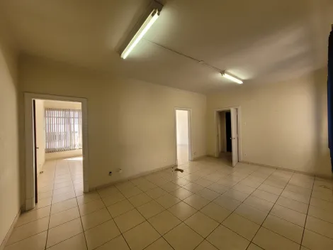 Campinas Centro Comercial Venda R$250.000,00 Condominio R$820,00 Area construida 89.54m2