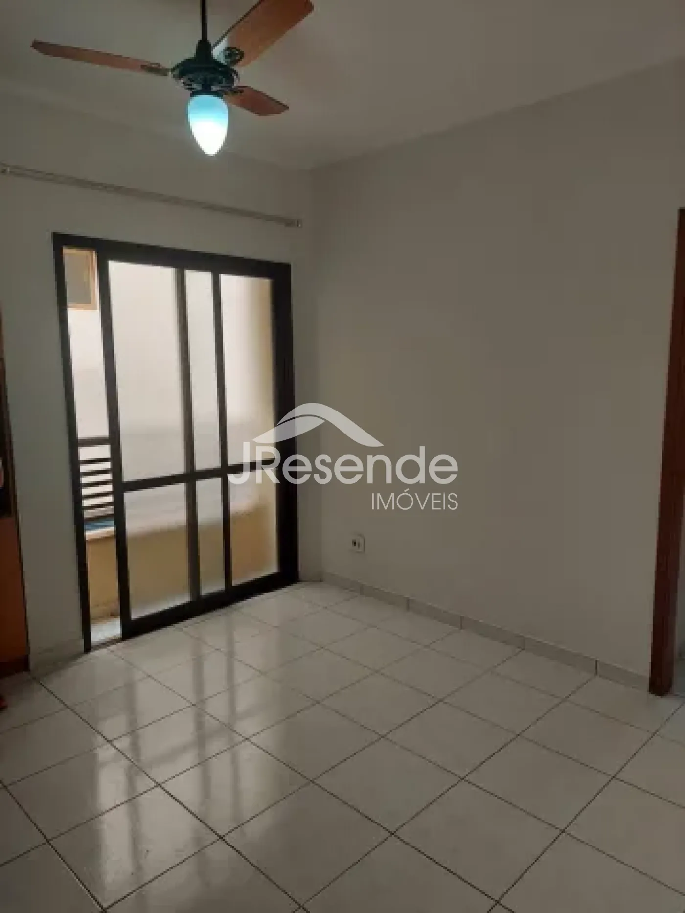 Comprar Apartamento / Padr&atilde;o em Ribeir&atilde;o Preto - Foto 2