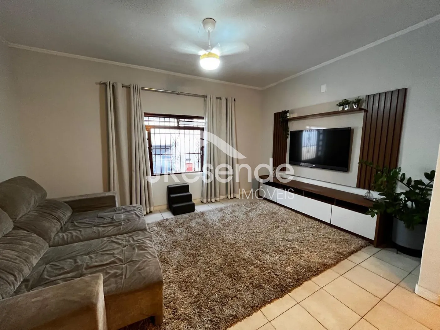 Comprar Casa / Padr&atilde;o em Ribeir&atilde;o Preto R$ 469.000,00 - Foto 1