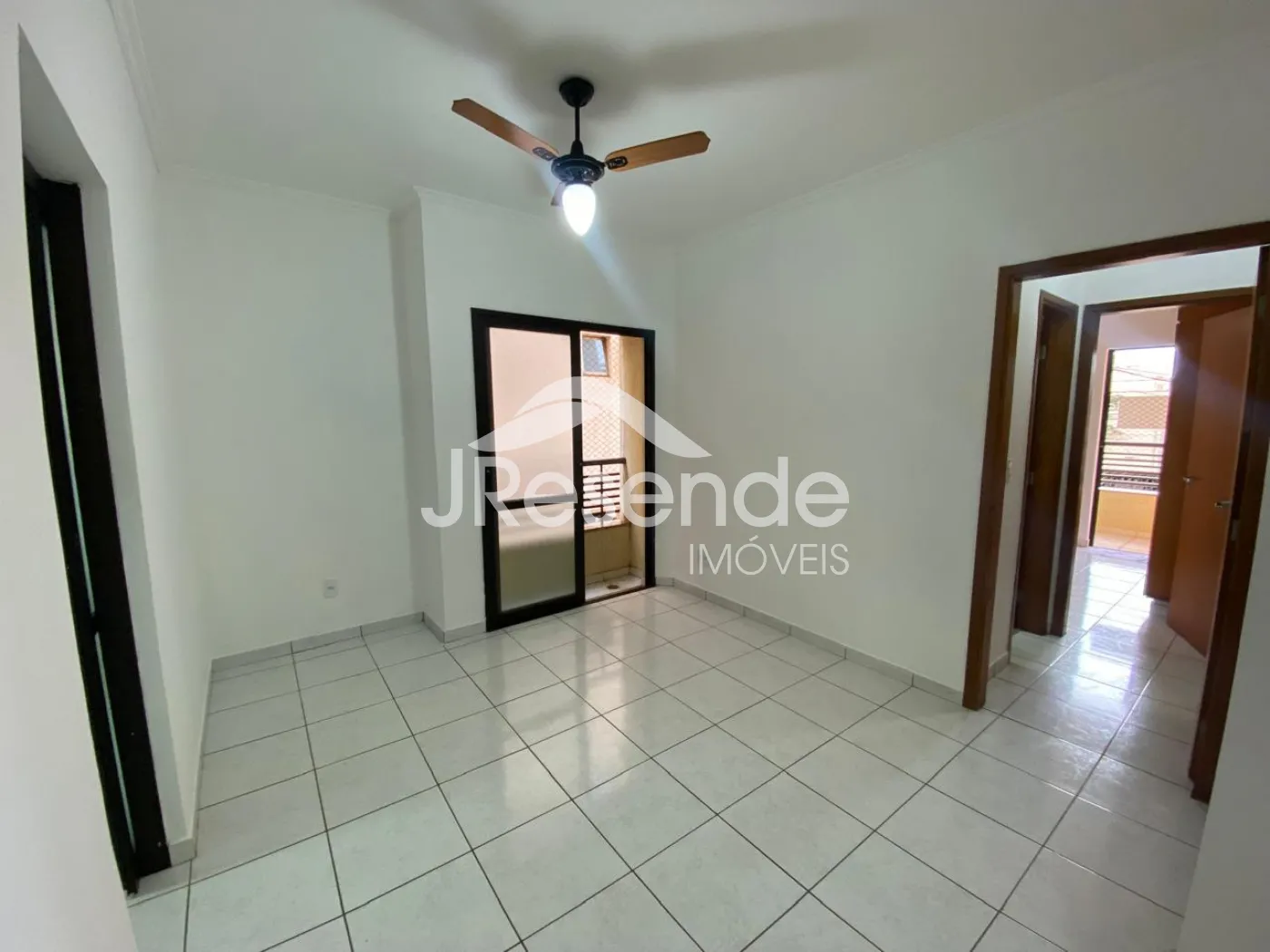 Comprar Apartamento / Padr&atilde;o em Ribeir&atilde;o Preto R$ 220.000,00 - Foto 5