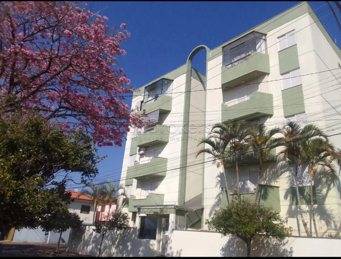 APARTAMENTO, 3 qtos (1 st).