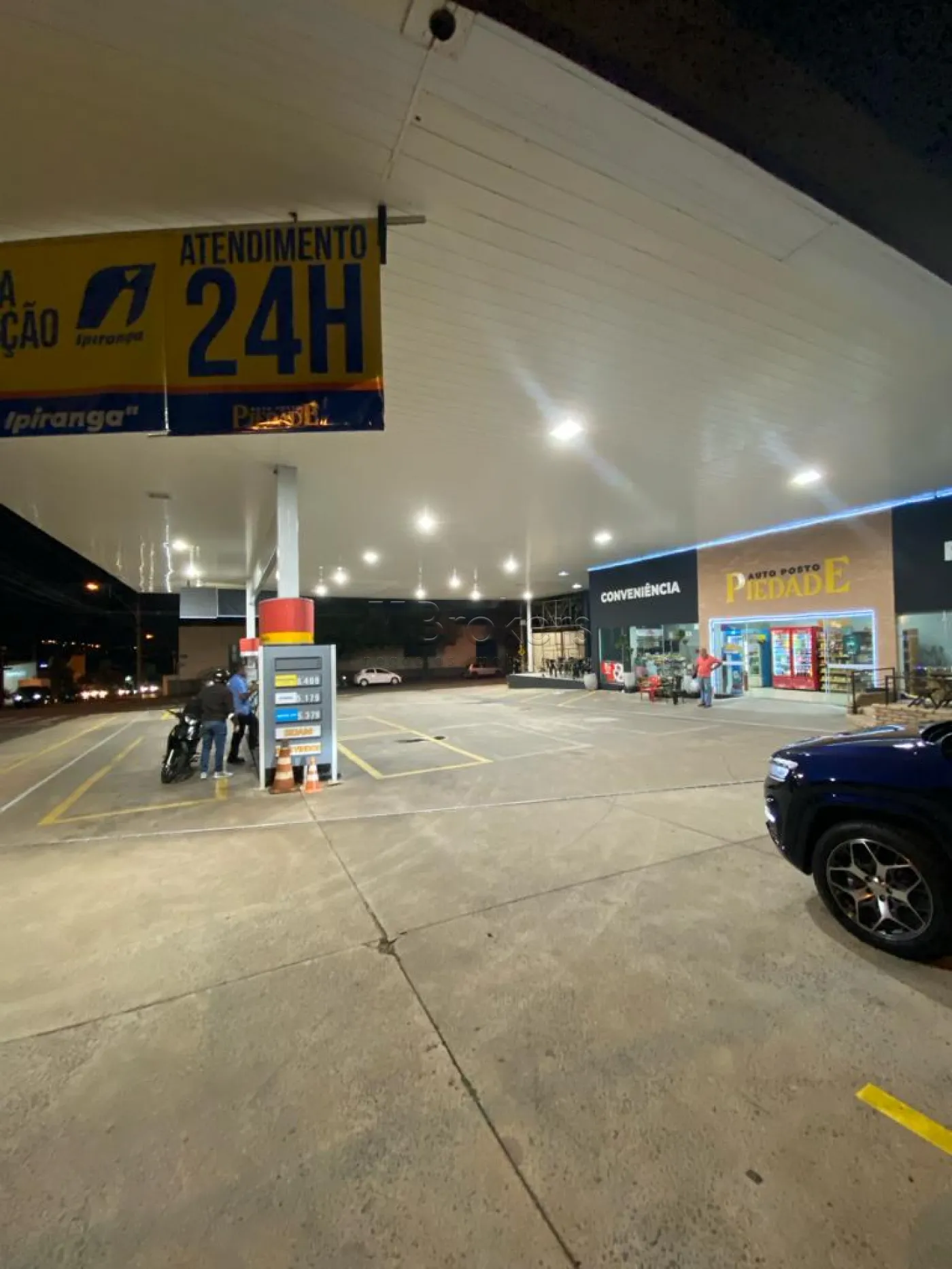 Comprar Comercial / Pr&eacute;dio em Len&ccedil;&oacute;is Paulista R$ 800.000,00 - Foto 7