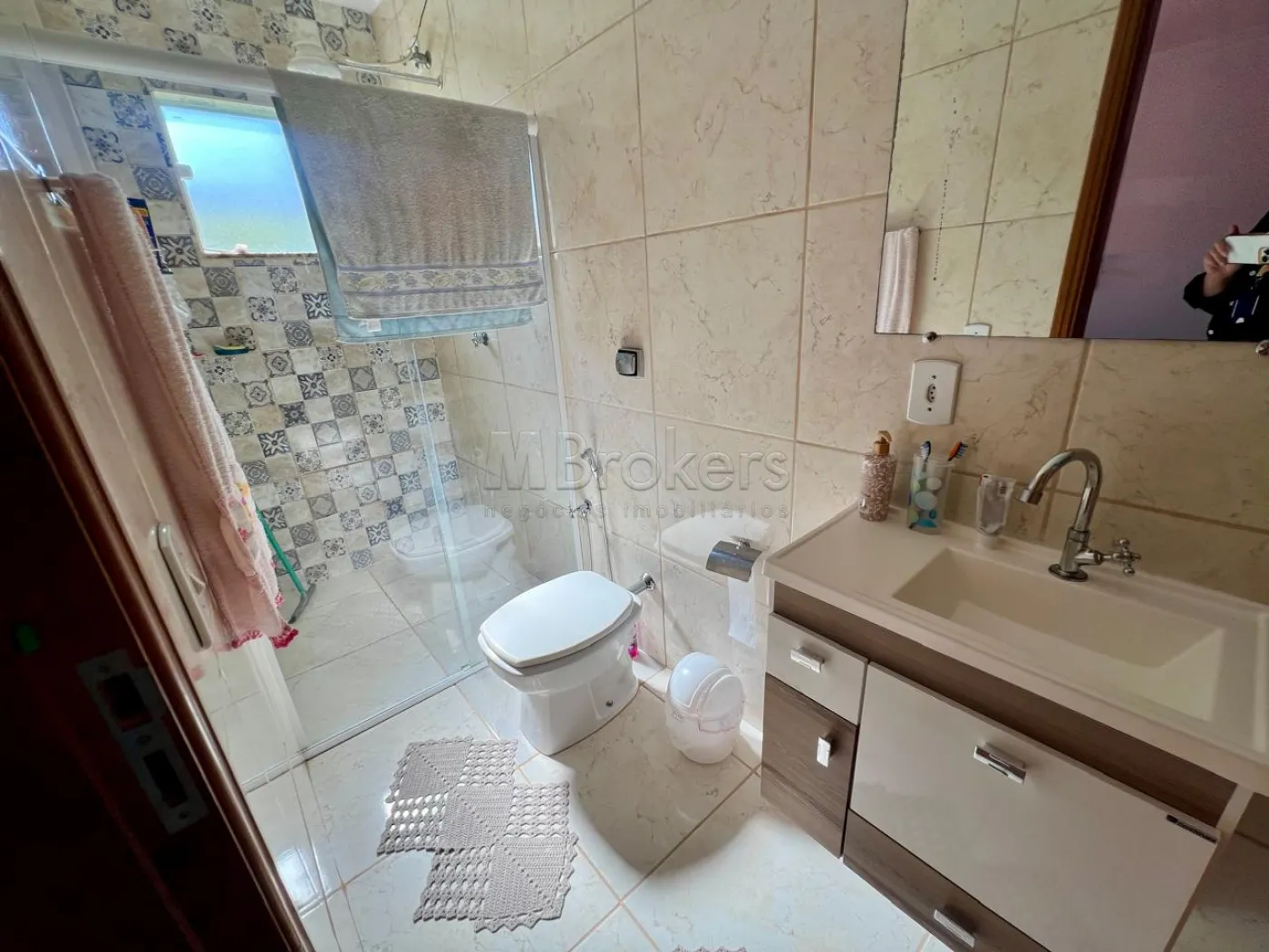 Comprar Casa / Padr&atilde;o em Botucatu R$ 400.000,00 - Foto 6