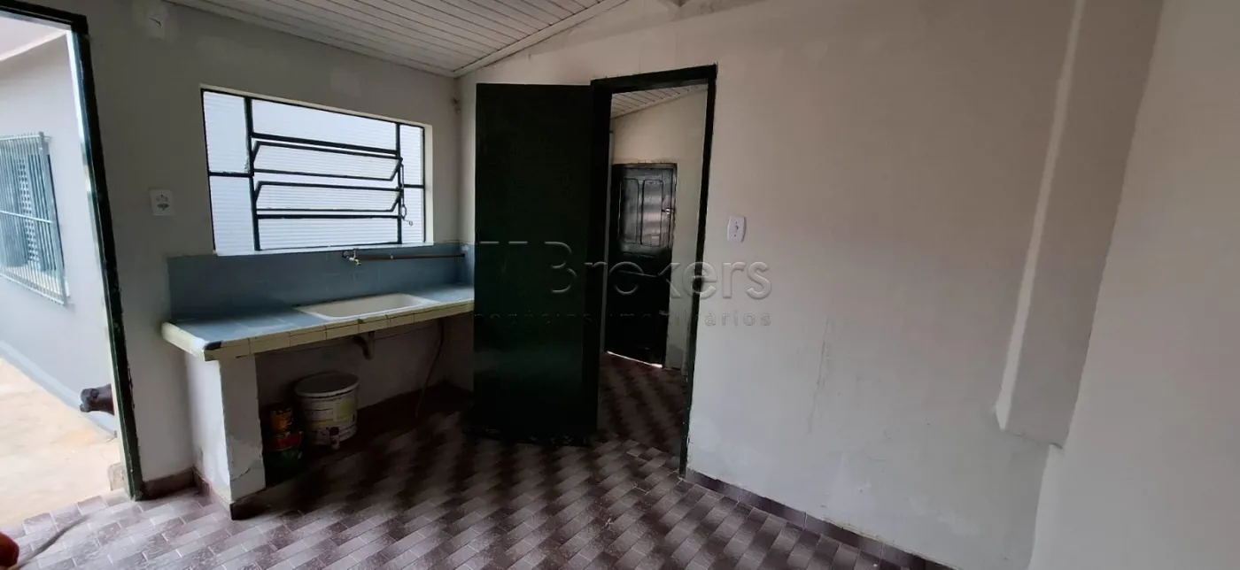 Alugar Casa / Padr&atilde;o em Botucatu R$ 2.300,00 - Foto 13
