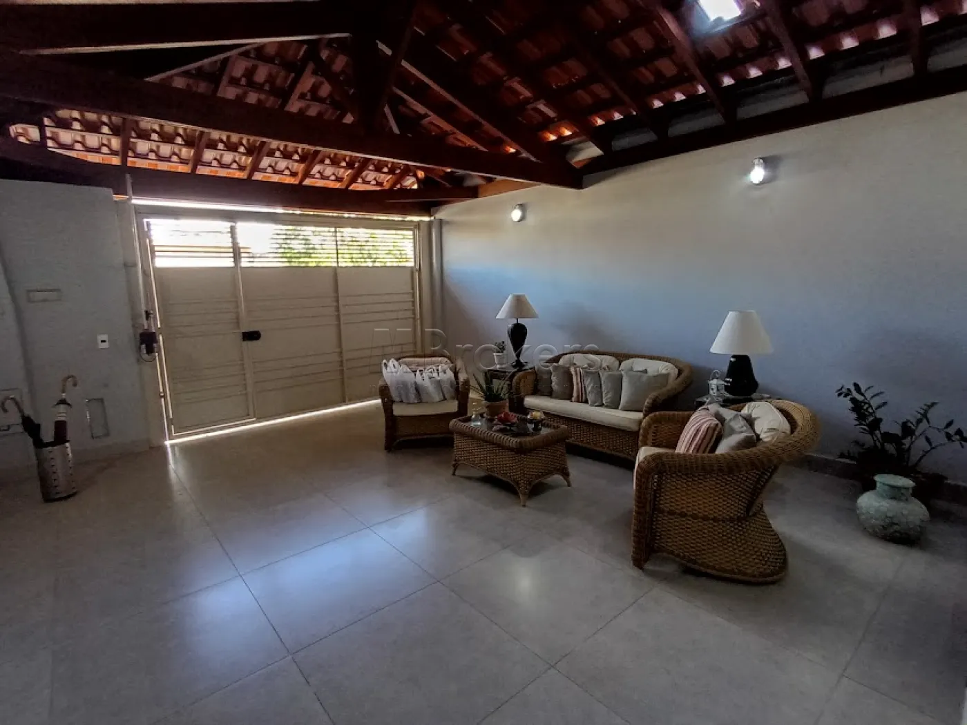 CASA, 2 qtos (1 st), 125 m².