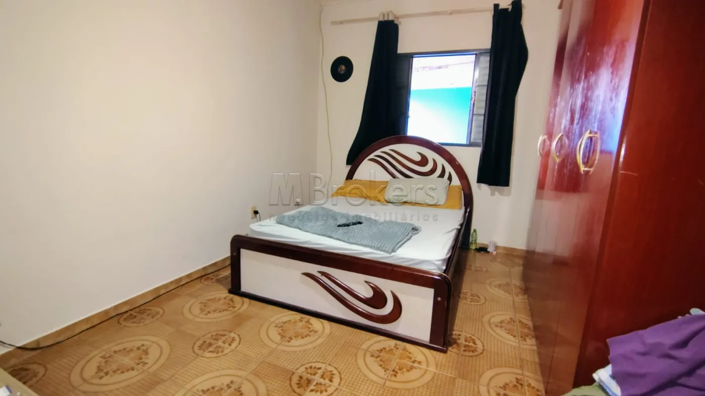 Comprar Casa / Padr&atilde;o em Botucatu R$ 415.000,00 - Foto 15