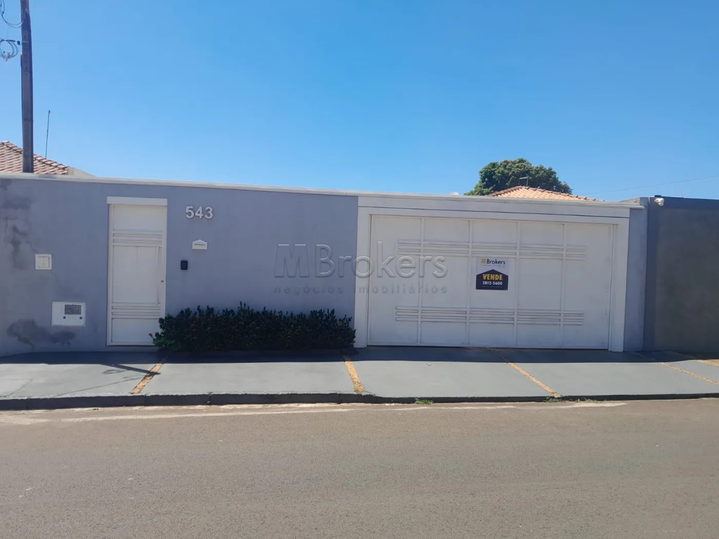 CASA, 3 qtos (1 st), 385 m².