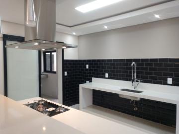 Botucatu Colinas do Paraiso Casa Venda R$2.400.000,00 Condominio R$450,00 3 Dormitorios 2 Vagas Area do terreno 300.00m2 Area construida 294.00m2