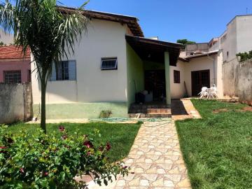 Botucatu Centro Casa Venda R$400.000,00 3 Dormitorios 2 Vagas Area do terreno 369.88m2 Area construida 160.00m2