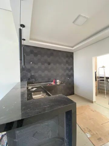 Botucatu Livia Casa Venda R$995.000,00 Condominio R$250,00 3 Dormitorios 2 Vagas Area do terreno 260.00m2 Area construida 170.00m2