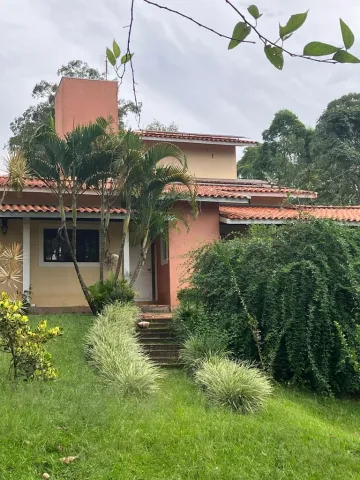 Botucatu Parque das Cascatas Casa Venda R$2.200.000,00 Condominio R$100,00 4 Dormitorios 8 Vagas Area do terreno 1250.00m2 Area construida 230.00m2