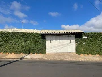Botucatu Convivio Casa Venda R$680.000,00 3 Dormitorios 2 Vagas Area do terreno 570.50m2 Area construida 230.00m2