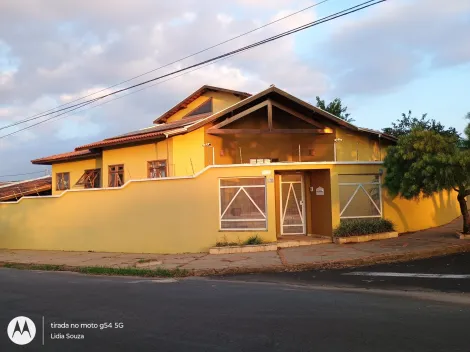 Botucatu Recanto Azul Casa Venda R$980.000,00 3 Dormitorios 3 Vagas Area do terreno 450.00m2 Area construida 350.00m2