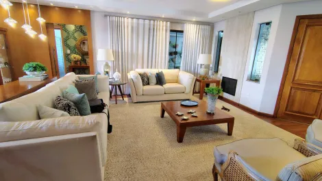 Botucatu Colinas do Paraiso Casa Venda R$2.600.000,00 Condominio R$300,00 4 Dormitorios 10 Vagas Area do terreno 590.00m2 Area construida 577.00m2