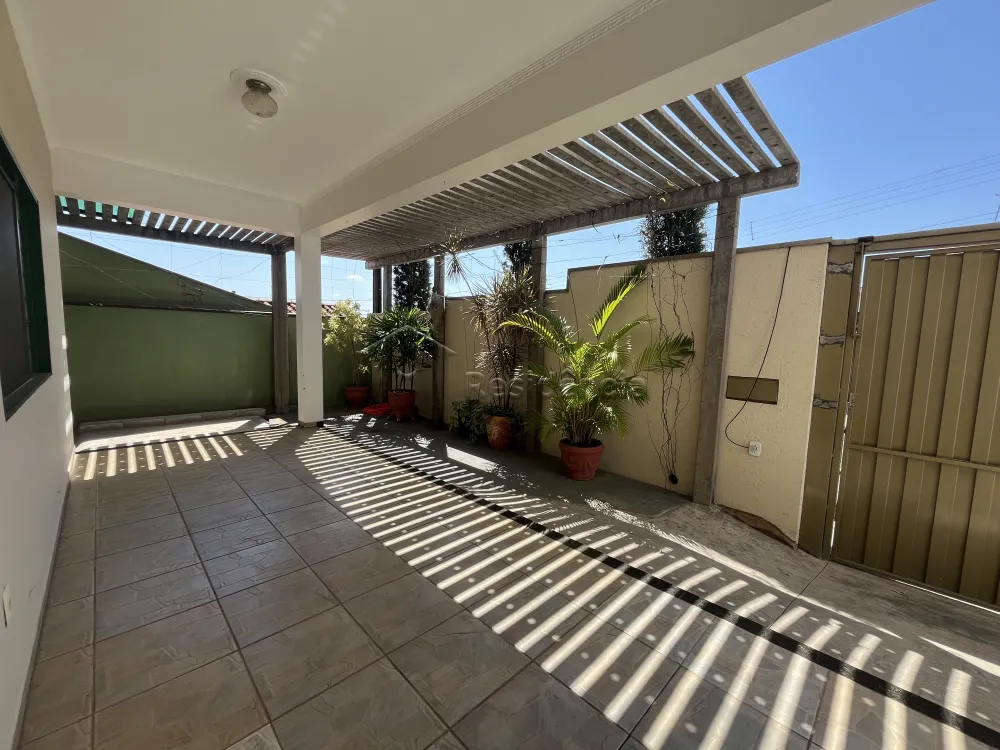 Comprar Casa / Padr&atilde;o em Mococa R$ 400.000,00 - Foto 4