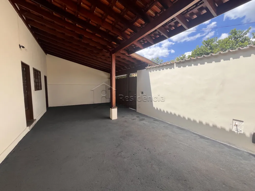 Comprar Casa / Padr&atilde;o em Mococa R$ 240.000,00 - Foto 2