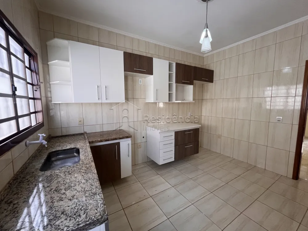 Comprar Casa / Padr&atilde;o em Mococa R$ 240.000,00 - Foto 6