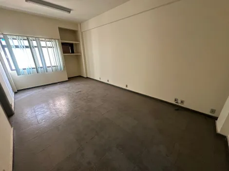 Mococa Centro Comercial Locacao R$ 350,00 Condominio R$80,00 Area construida 30.35m2