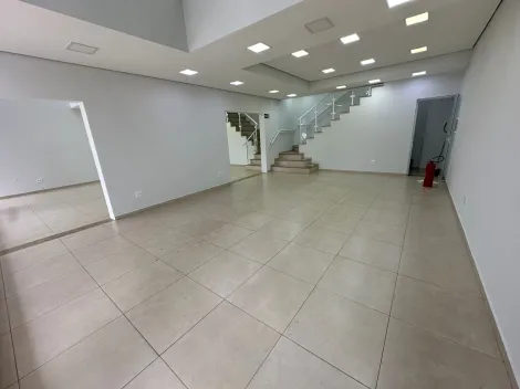 Mococa Centro Comercial Locacao R$ 3.600,00  Area do terreno 126.94m2 Area construida 98.31m2