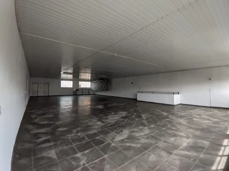 Mococa Centro Salao Locacao R$ 2.000,00  Area do terreno 713.00m2 Area construida 350.00m2