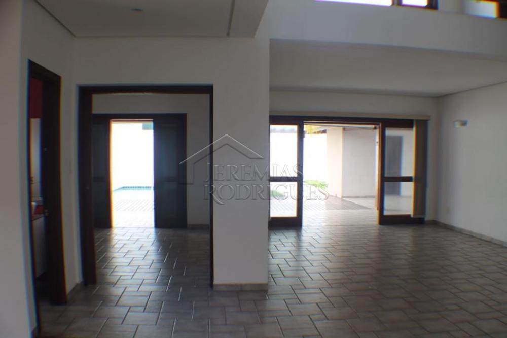 Alugar Casa / Condom&iacute;nio em Pindamonhangaba R$ 6.000,00 - Foto 2