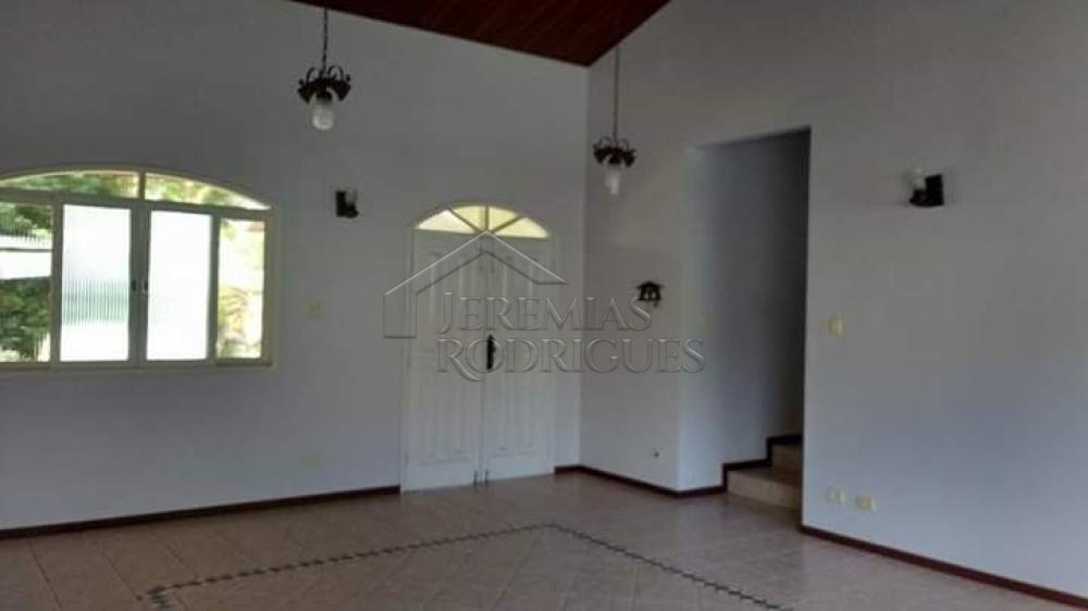 Alugar Casa / Condom&iacute;nio em Taubat&eacute; R$ 6.000,00 - Foto 2