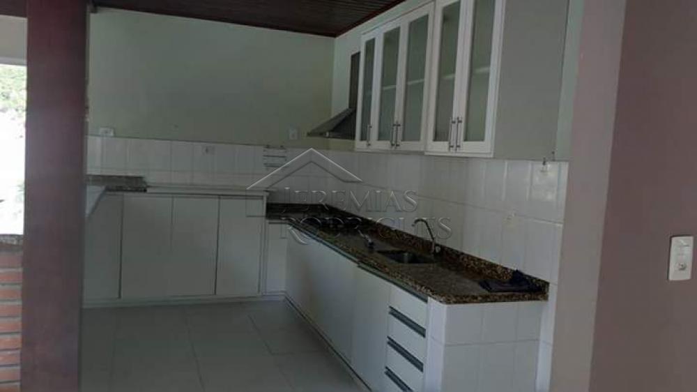 Alugar Casa / Condom&iacute;nio em Taubat&eacute; R$ 6.000,00 - Foto 4