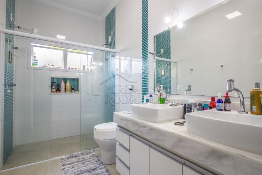 Alugar Casa / Condom&iacute;nio em Pindamonhangaba R$ 9.000,00 - Foto 16