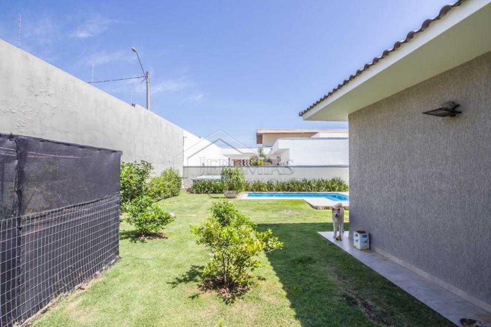 Alugar Casa / Condom&iacute;nio em Pindamonhangaba R$ 9.000,00 - Foto 27