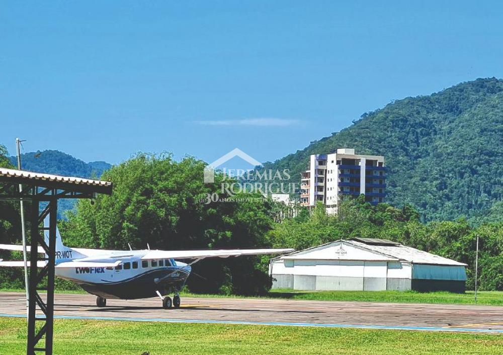 Comprar Apartamento / Padr&atilde;o em Ubatuba R$ 1.350.000,00 - Foto 12