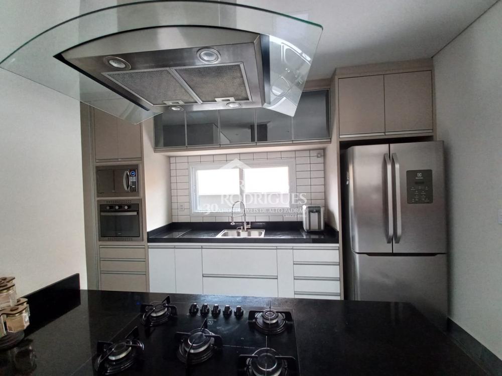 Comprar Casa / Condom&iacute;nio em Pindamonhangaba R$ 1.910.000,00 - Foto 1