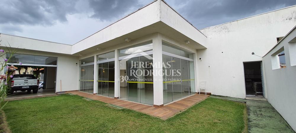 Alugar Comercial / Sal&atilde;o em Taubat&eacute; R$ 12.500,00 - Foto 1