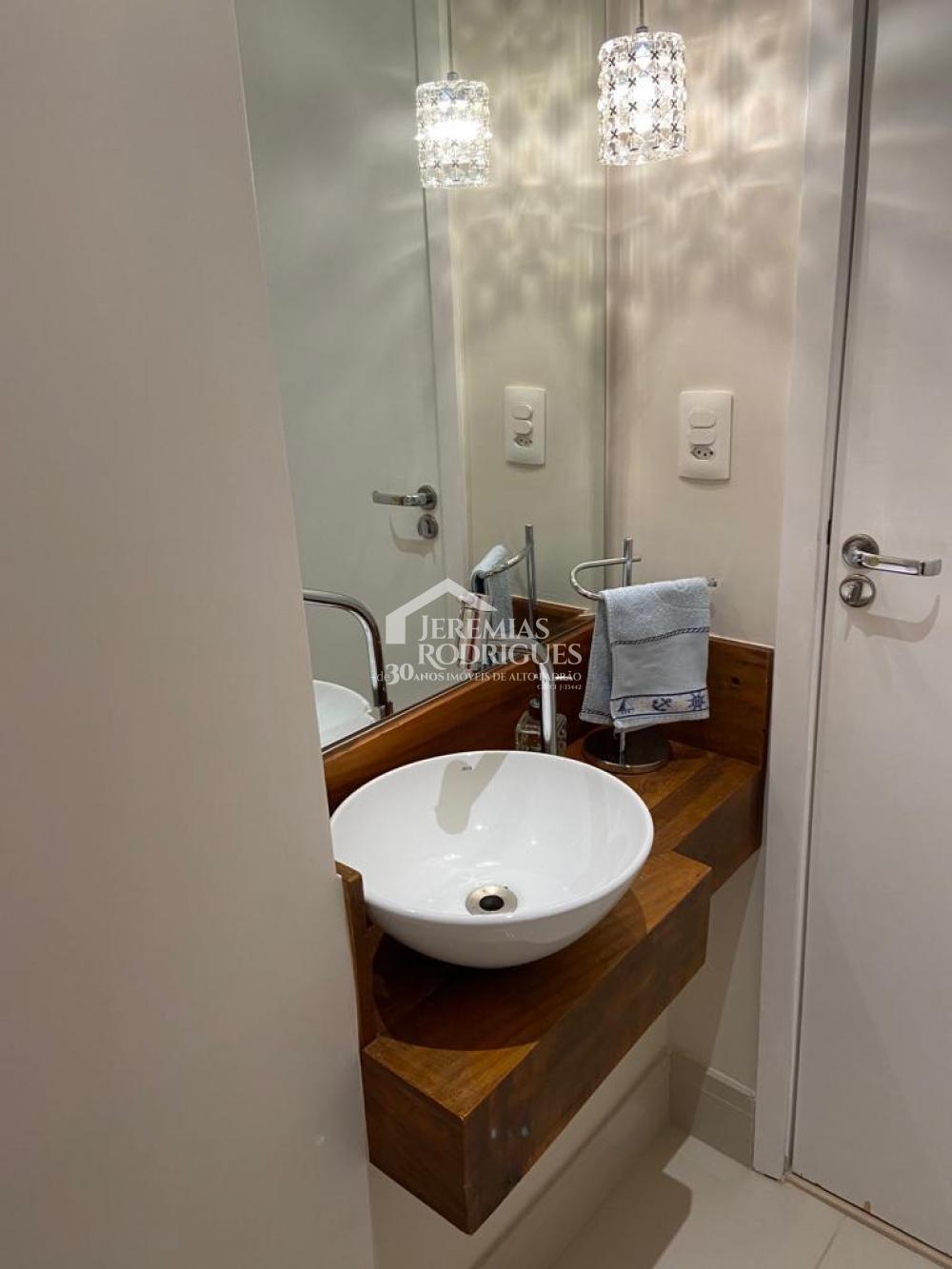 Comprar Apartamento / Padr&atilde;o em Taubat&eacute; R$ 620.000,00 - Foto 18